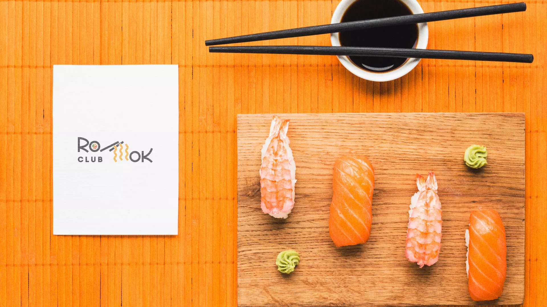 Создание логотипа суши-бара «Roll Wok Club» в Канаше